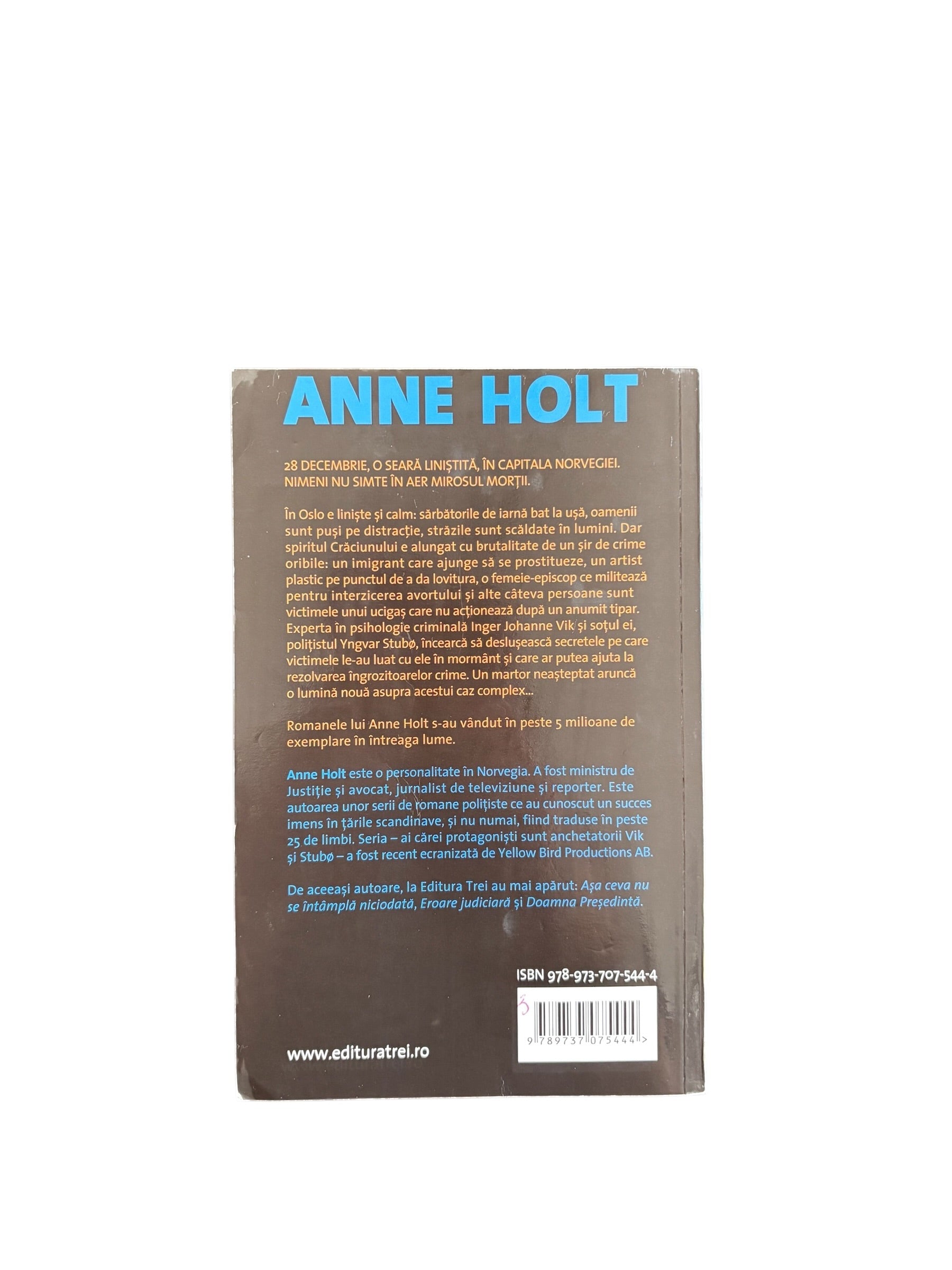 Ura- Anne Holt