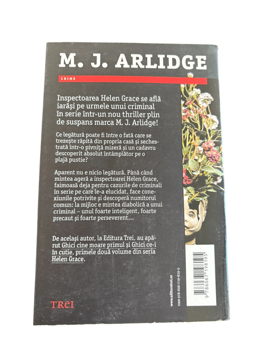Casa papusilor - M.J. Arlidge