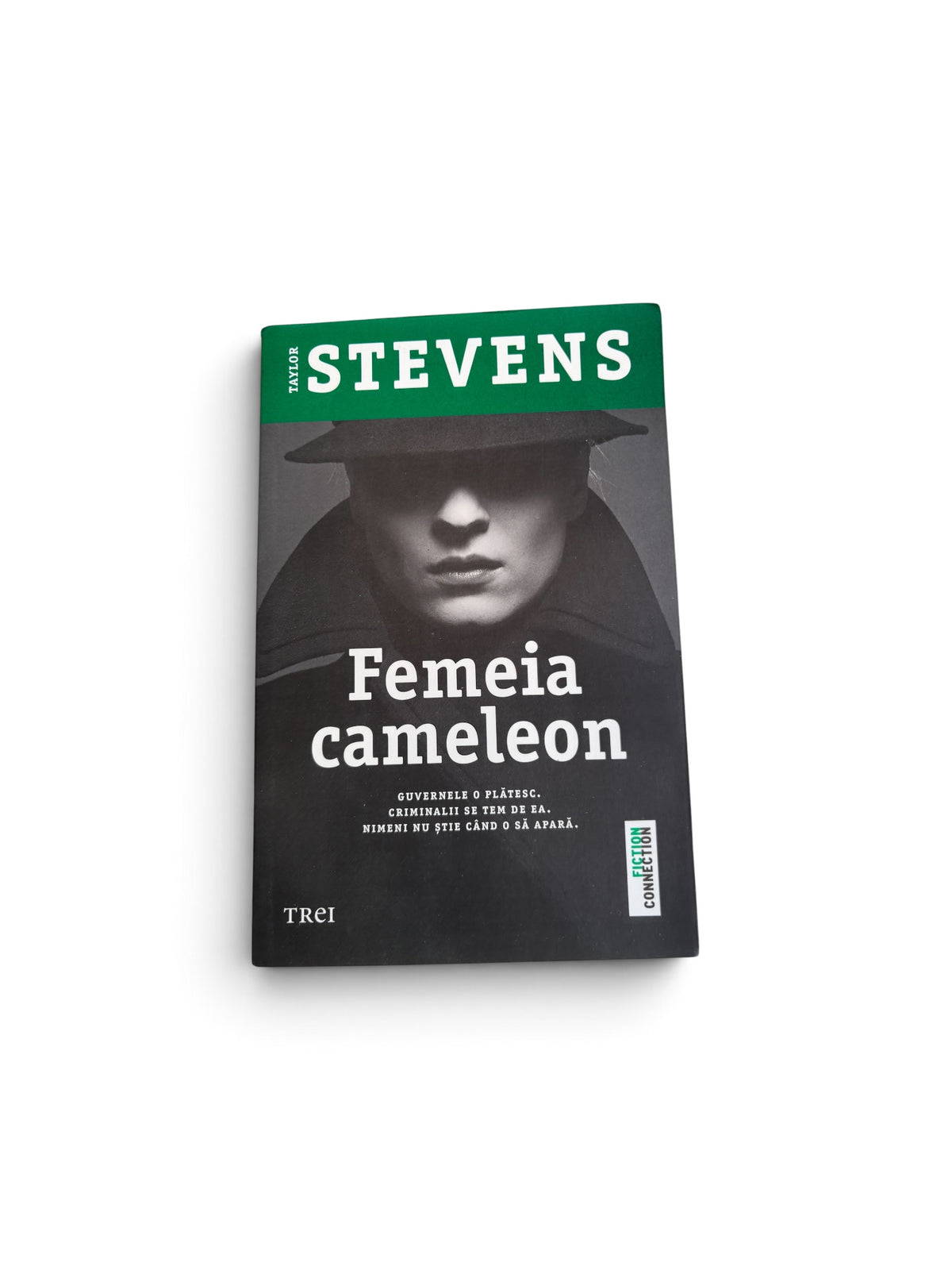 Femeia cameleon - Taylor Stevens