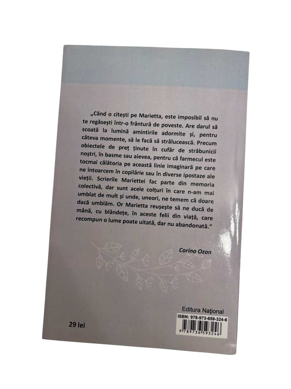 Fata cu cimbru  în  buzunar - Marieta Dobrin